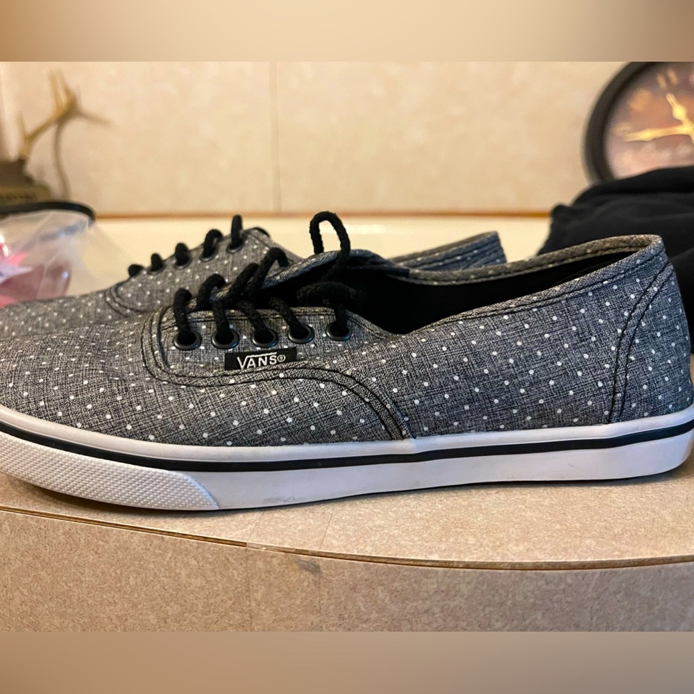 Women’s Vans Lowpro Shoes size 6.5